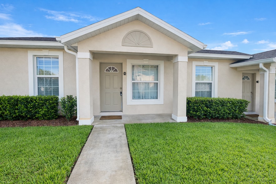 Building Photo - 760 S Grand Hwy