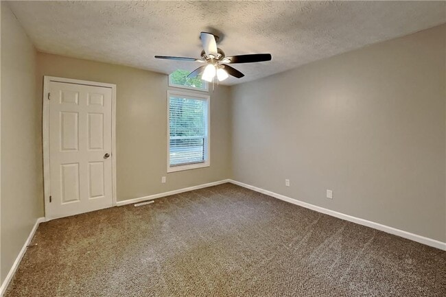 Building Photo - 2021 Kramer Way