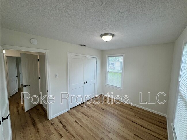 Building Photo - 3609 1st Ave
