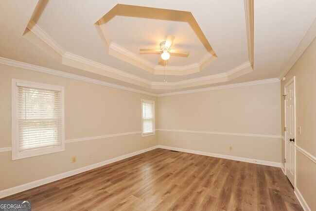 Building Photo - 1798 Poinsettia Dr