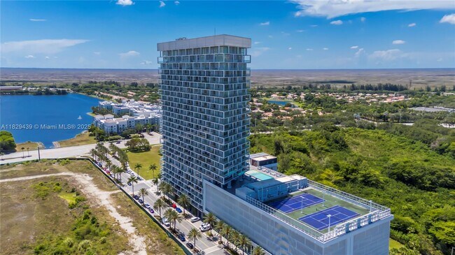 Building Photo - 2000 Metropica Wy