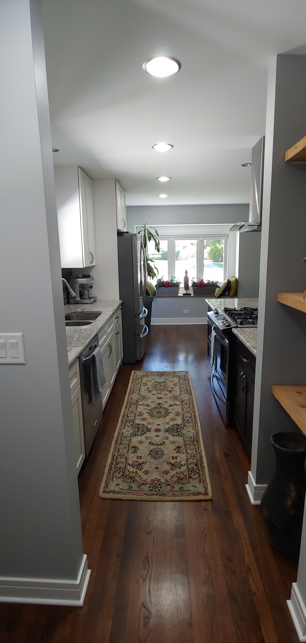 Kitchen - 4934 Woodward Ave