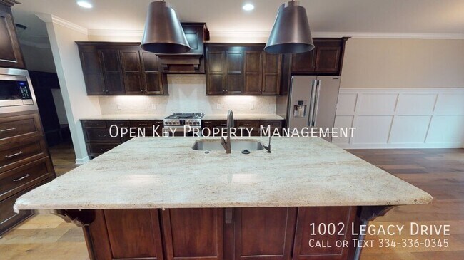 Building Photo - 1002 Legacy Dr