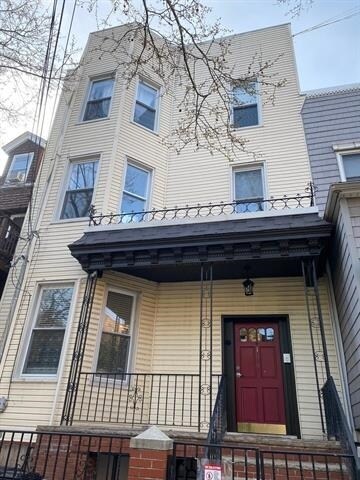 Building Photo - 169 Ogden Ave.