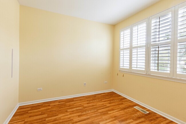 Building Photo - 2965 Stockton Ct