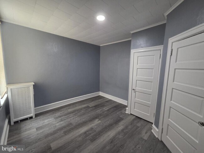 Building Photo - 302 W Loudon St
