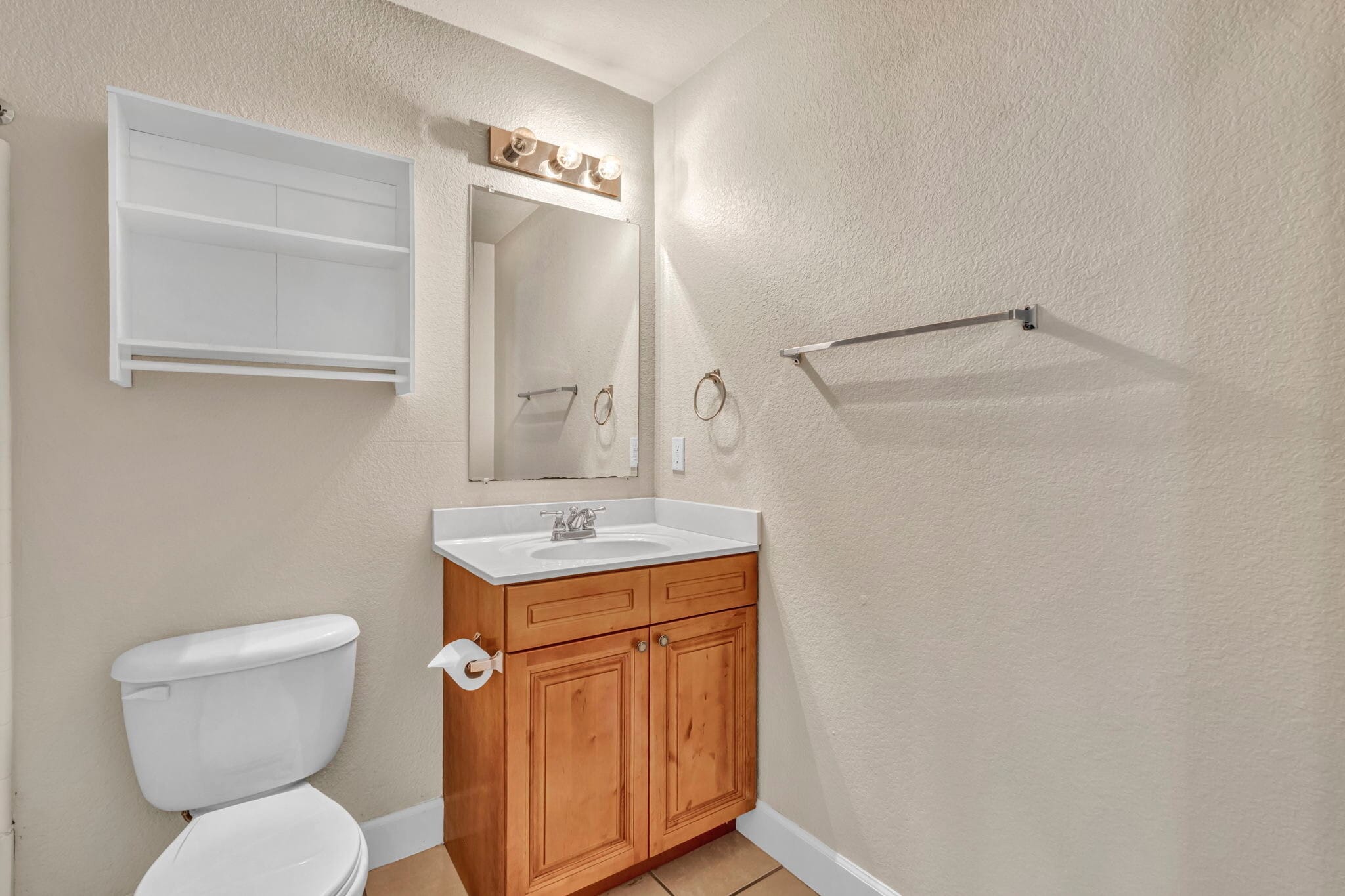 Building Photo - 710 Claremont Pky