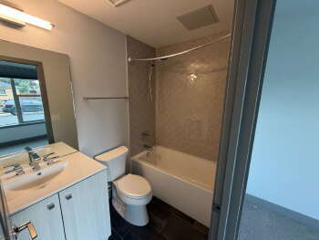 Building Photo - 2-Bed/2.5 Bath Townhouse with 2 car garage! Upper level deck with views!