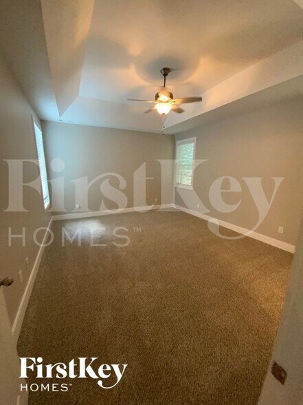 Building Photo - 3 Grier Ln