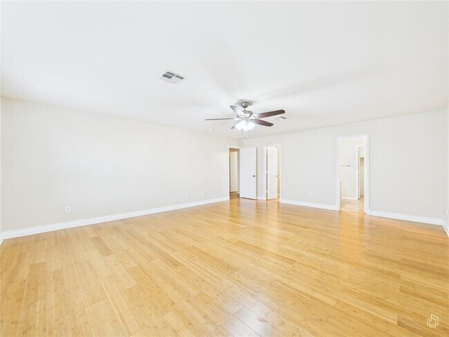 Building Photo - 19708 San Chisolm Dr