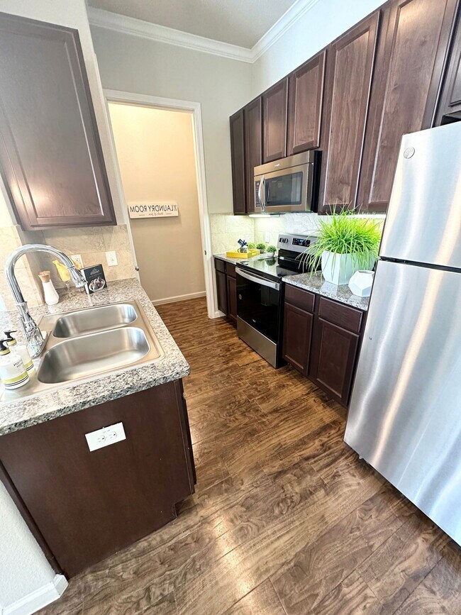 Building Photo - 27040 U.S. 380 Apt #115, Aubrey, TX 76227 - 1 BR 1 BA condo