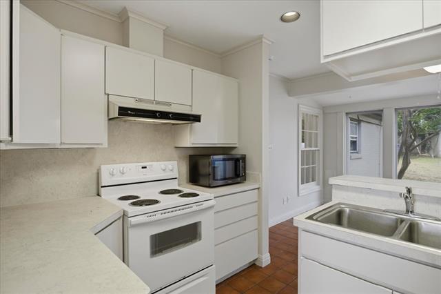 Building Photo - 3101 Westcliff Rd W