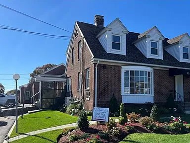 Building Photo - 1822 Mineral Spring Ave