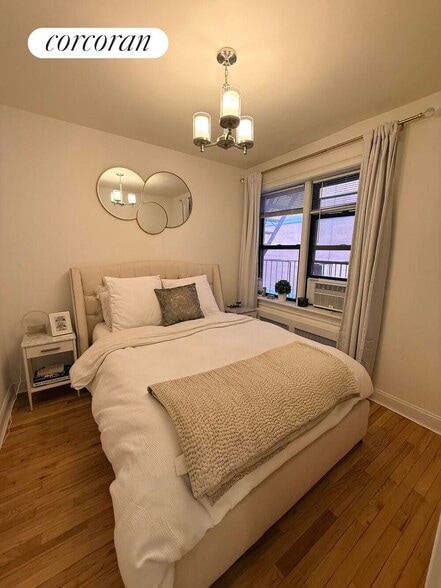 Building Photo - 163 W 17th St