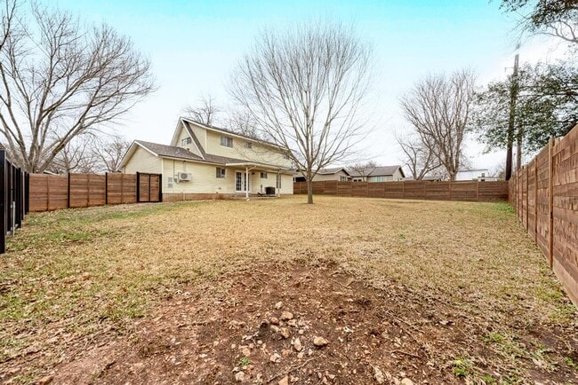 Building Photo - 1209 Arden Dr