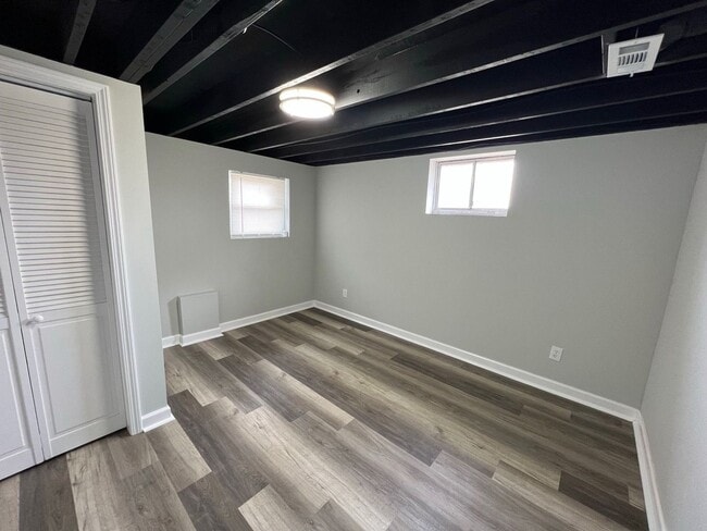 Building Photo - Updated 3-Bedroom Home with Garage in a Cul-de-Sac