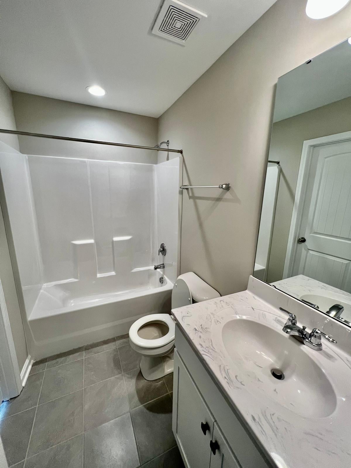 Building Photo - Room in Single Family Home on Slippery Elm Dr