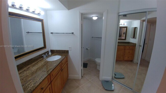Building Photo - 10451 W Broward Blvd