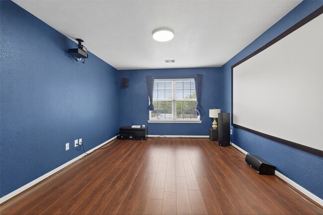 Building Photo - 1314 Glenwood Canyon Ln