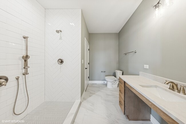 Building Photo - 534 Sudbury Cir