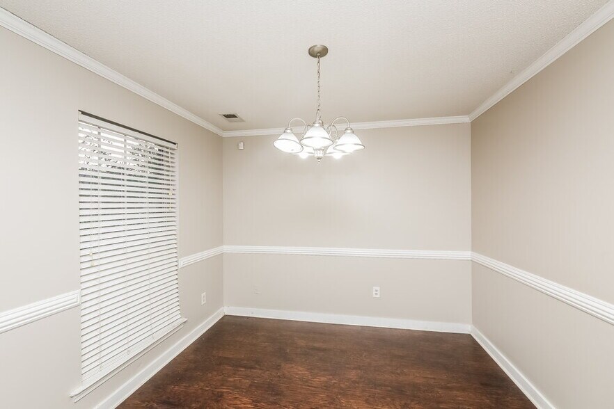 Building Photo - 11626 Mahogany Dr