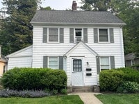 Building Photo - 35 Grandview St