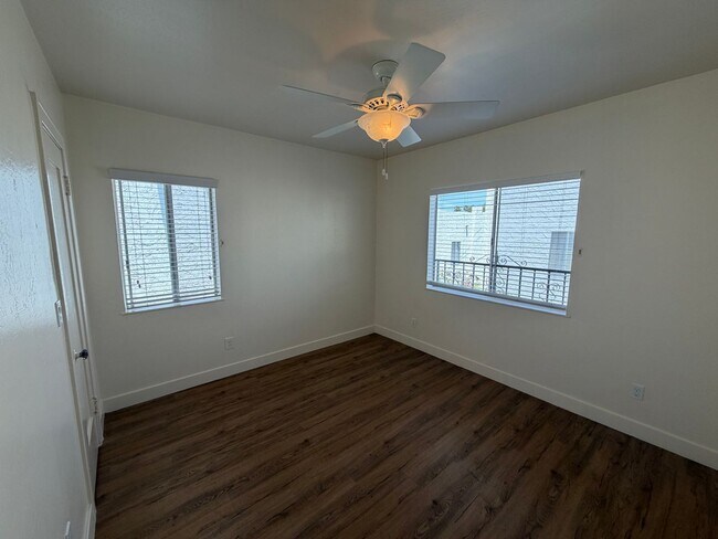 Building Photo - 749 Belmont Ave