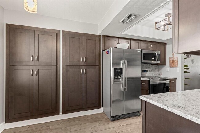 Building Photo - 5817 Park St N