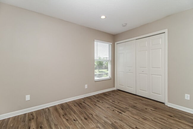 Building Photo - 351 Willowbay Ridge St