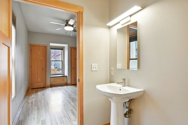 Building Photo - Newhall 29 LLC