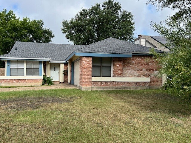 Building Photo - 1803 Foxlake Dr