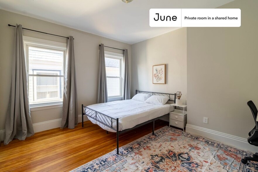 Primary Photo - Room in Shared 5 bed/2 bath home