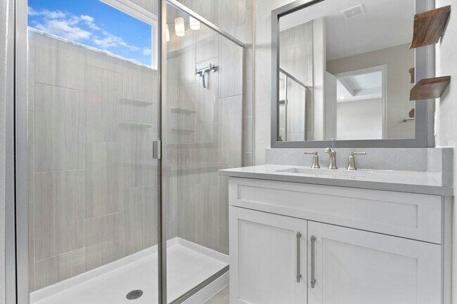 Building Photo - 4880 Isola Ct