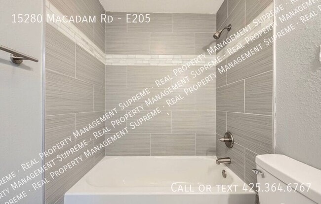 Building Photo - 15280 Macadam Rd S