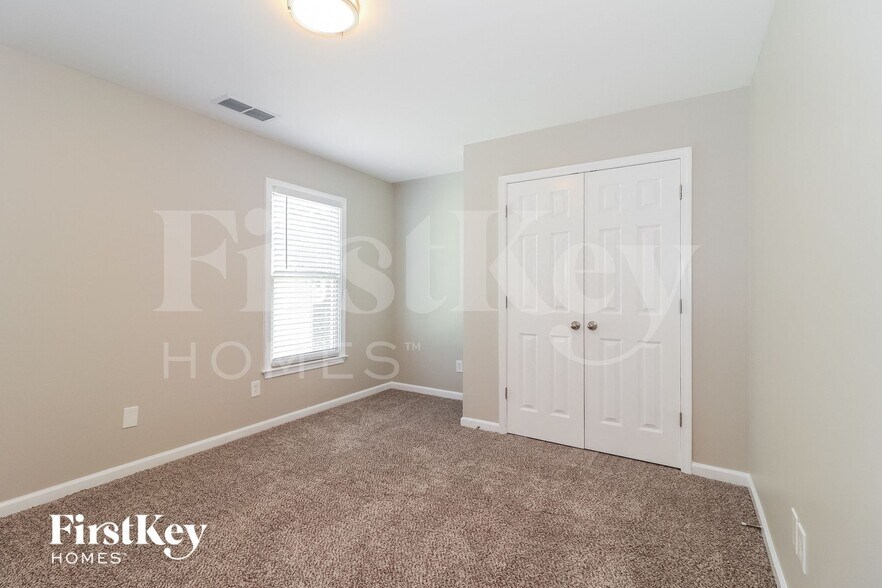 Building Photo - 164 Pinnacle Point Ct