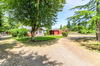 Building Photo - 14523 Pioneer Wy E