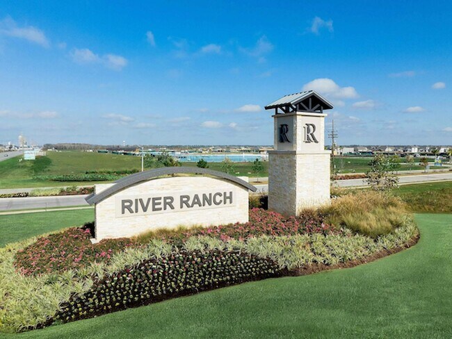 Building Photo - Resort Living with One Month FREE!!!