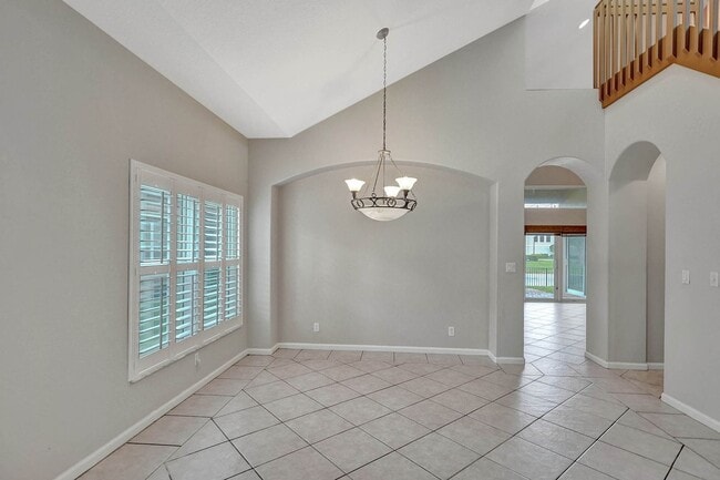 Building Photo - Amazing 4 Bedroom, 3 Bath home plus large 21'x11' loft located in Parkland Isles!