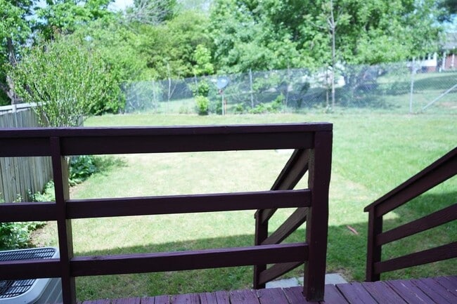 Building Photo - 832 Vine St