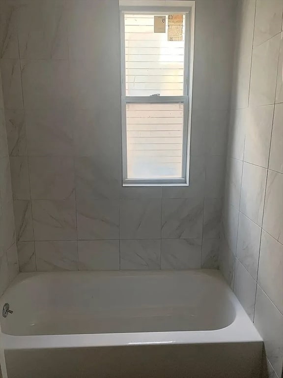 Building Photo - 8 Mallard Ave