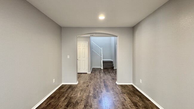 Building Photo - 4663 Aventura Canyon Ct