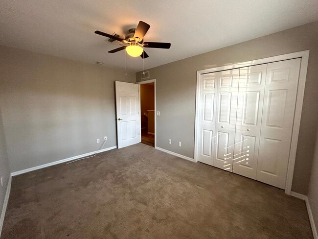 Building Photo - 7871 Lake Sawgrass Loop