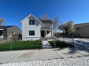 Building Photo - 343-345 E Coatsville Ave
