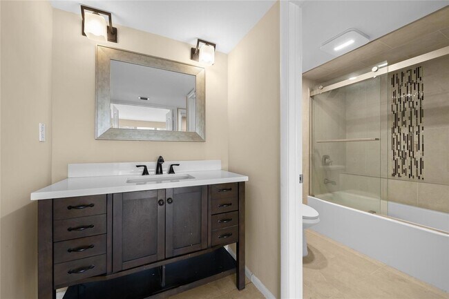 Building Photo - 3900 Galt Ocean Dr