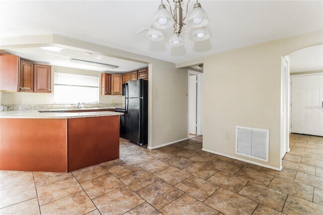 Building Photo - 9636 Mark Twain Ln