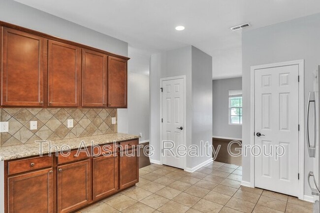 Building Photo - 3817 Althorp Drive