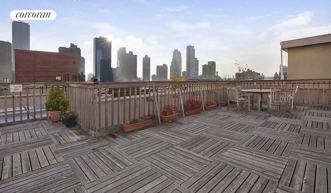Building Photo - 344 W 49th St