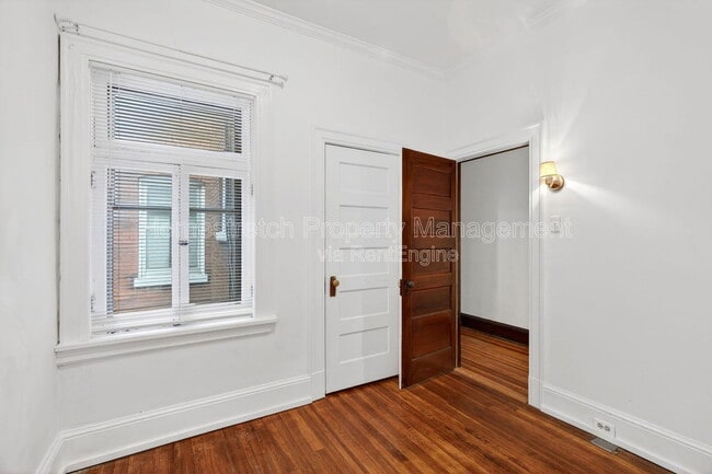 Building Photo - 3307 Halliday Ave