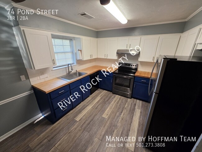 Building Photo - 74 Pond St