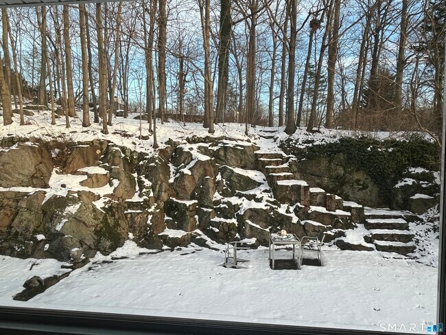 Building Photo - 55 Rolling Wood Dr